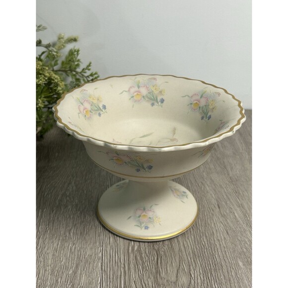VTG Ceramica IBIS Aveiro Portugal Floral Pedestal Bowl Scalloped Edge Matte